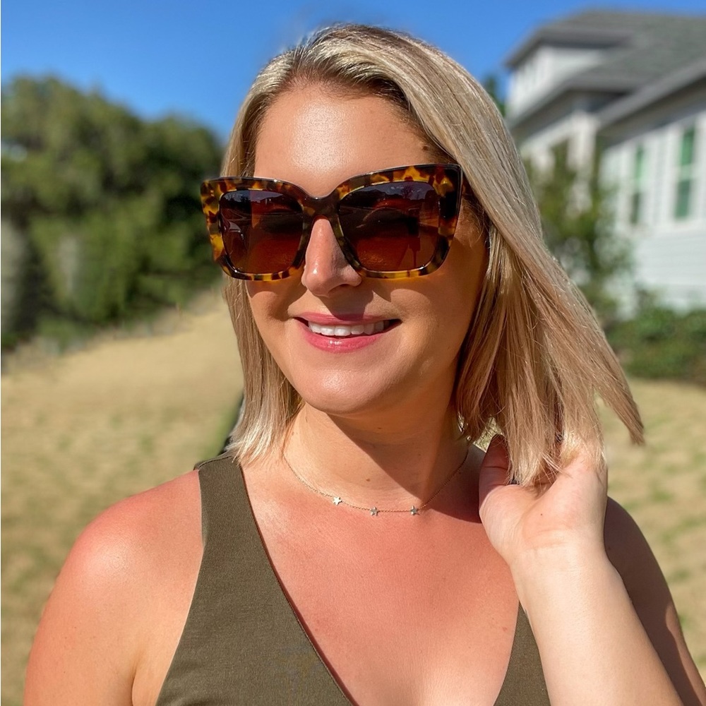 Diff Lizzy Sunglasses